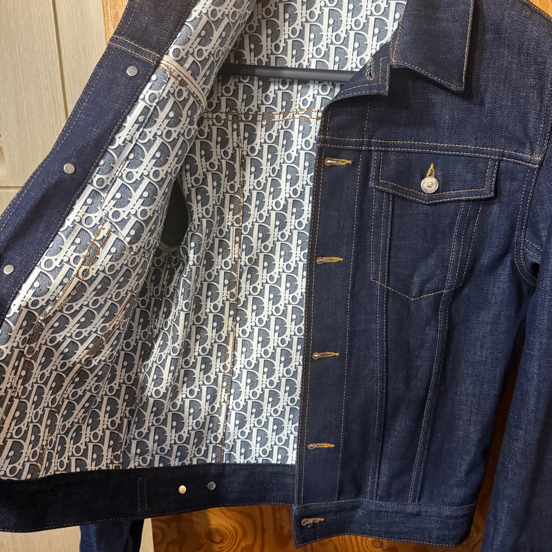 디올 오블리크 데님(청) 자켓 44 사이즈 판매 합니다. 상품이미지6