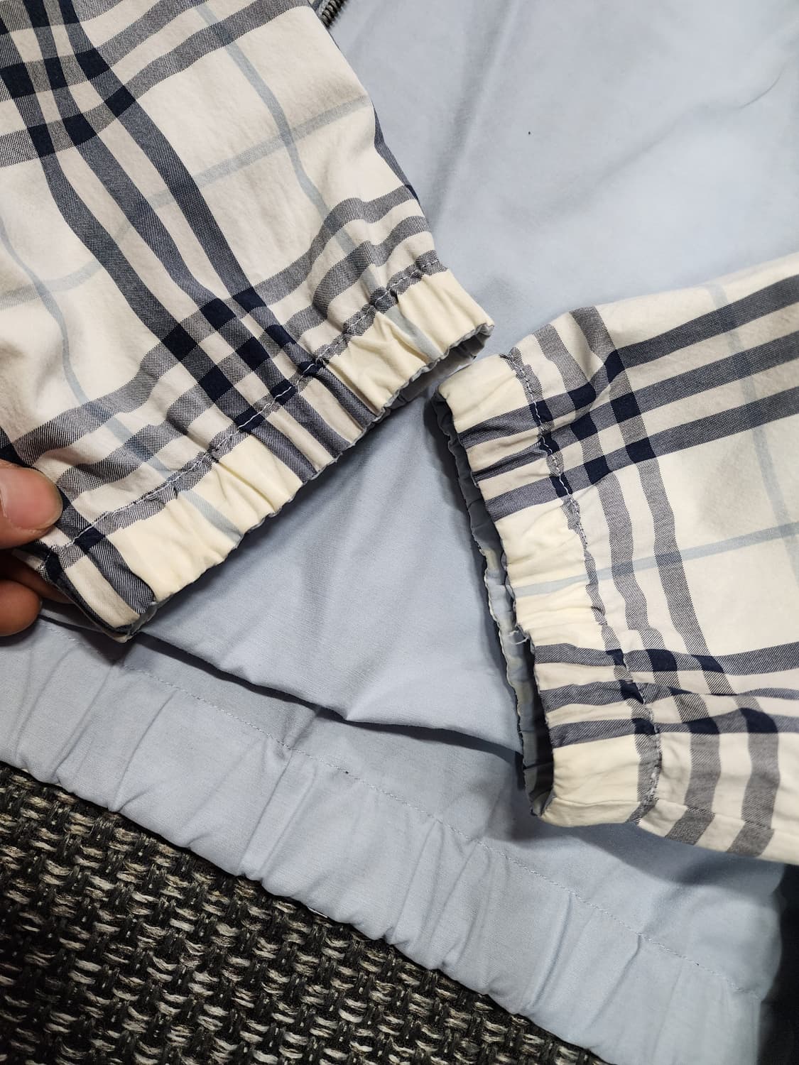 버버리 화이트 스카이블루 리버시블 노바체크  상품이미지5