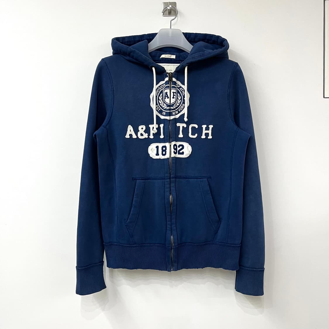 아베크롬비 자수로고 딥블루 후드집업 상품이미지2