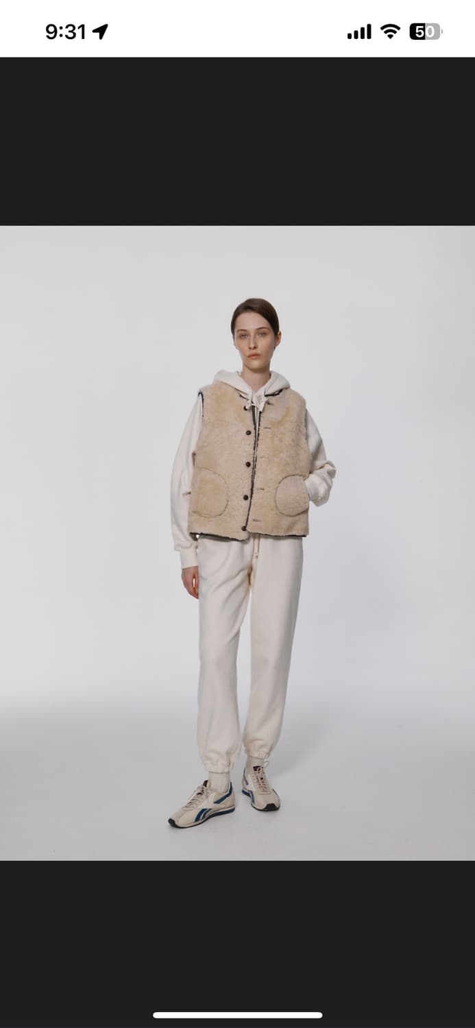 낫띵리튼 Reversible Lambish Vest 상품이미지4