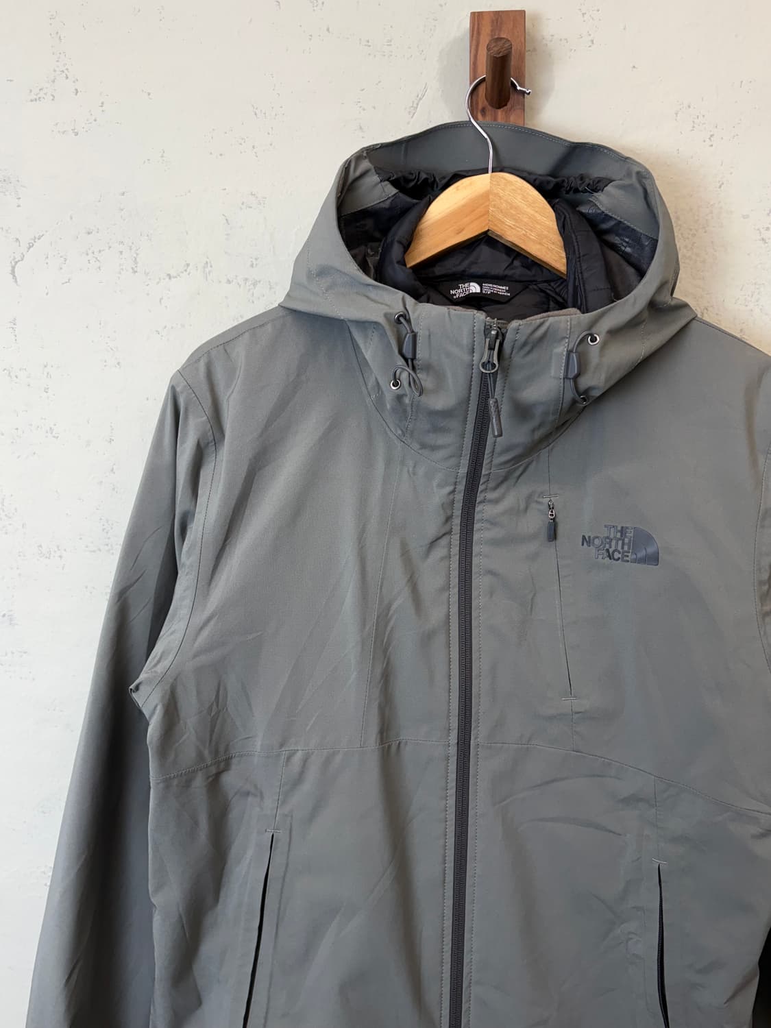 노스페이스 드라이벤트 바람막이 자켓 그래이 상품이미지5