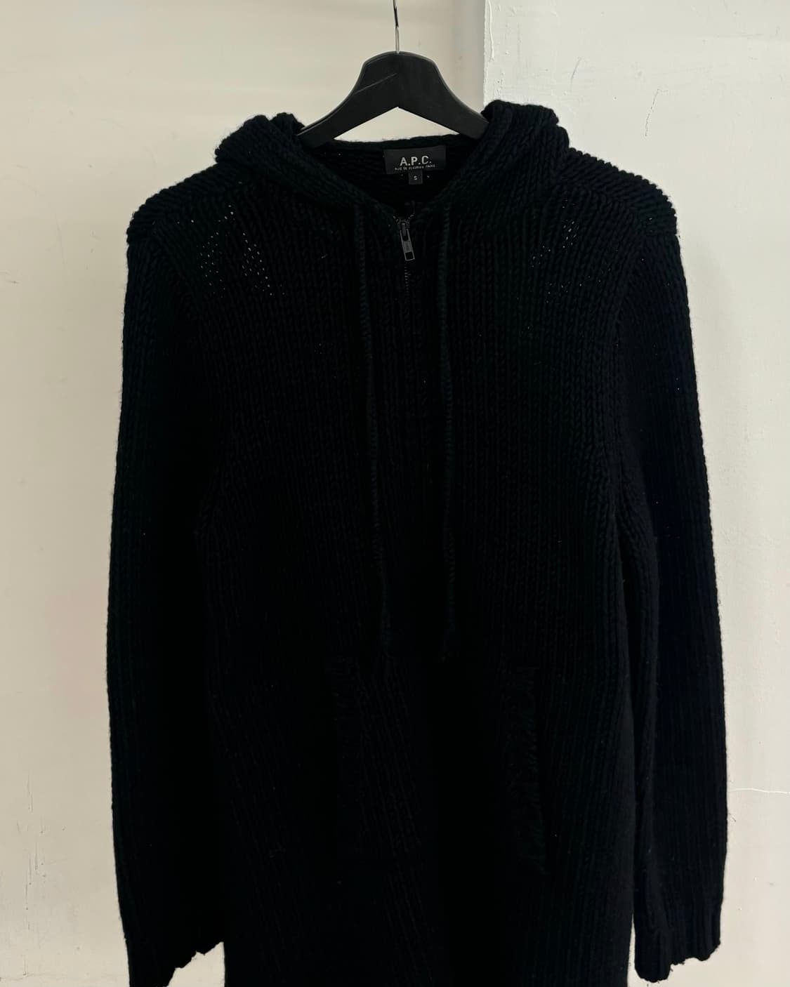 아페쎄 블랙 울 니트 후드집업 상품이미지2