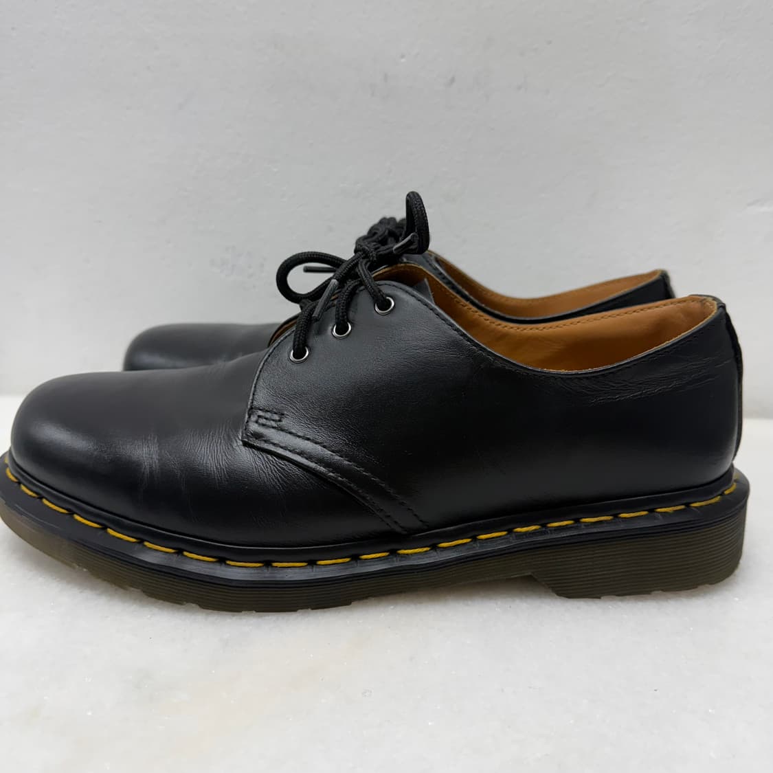 UK9) 닥터마틴1461 블랙 나파 3홀더비 상품이미지5
