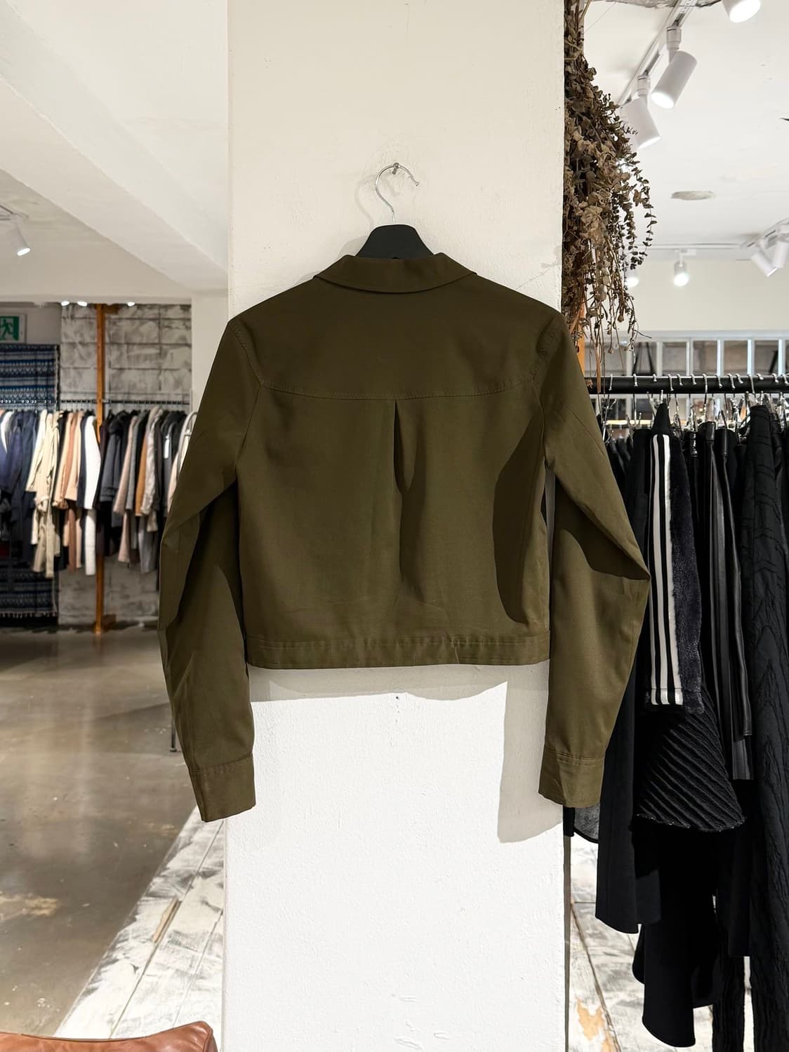 버버리 블루라벨 카키 버튼 크롭 자켓 상품이미지6