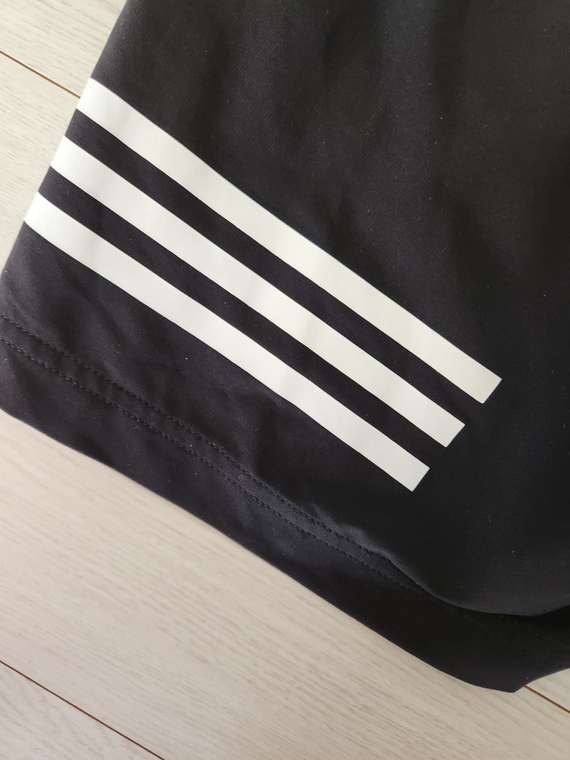 아디다스 숏팬츠 러닝 반바지 m fac short 사이즈M

오염 하자없 상품이미지6