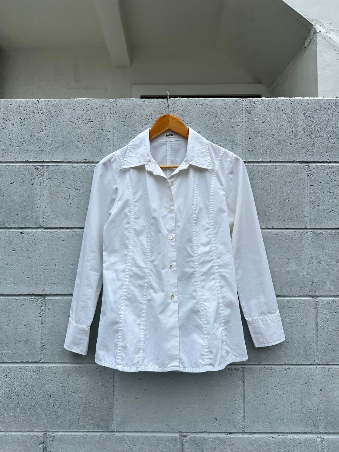 화이트 절개 라인 셔츠 상품이미지4