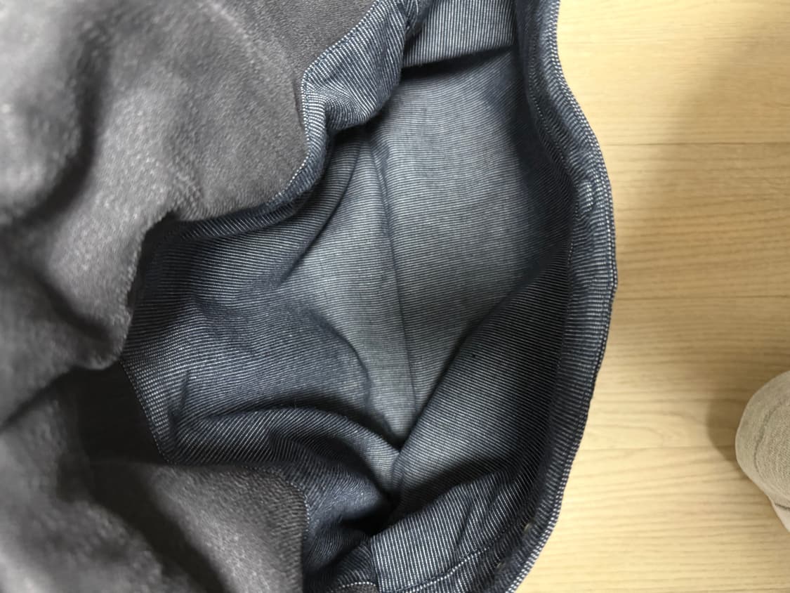 코이세이오 스트라이프 크로스백 차콜  상품이미지6