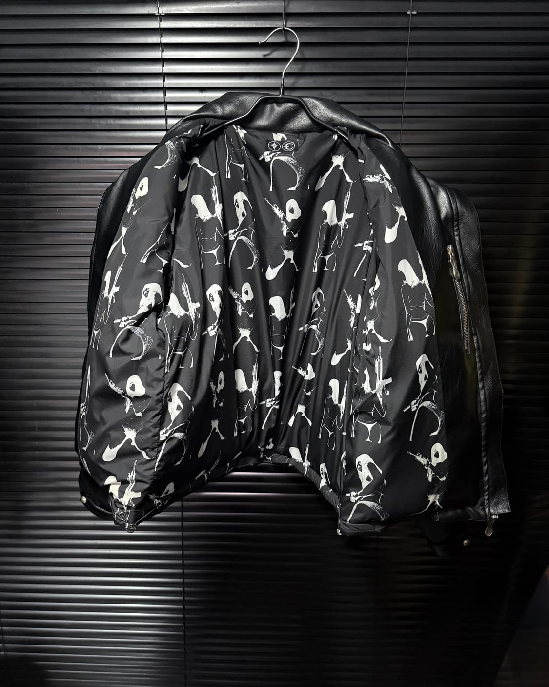 떠그클럽 가죽 레더 퍼퍼 자켓 크롭 패딩 블랙 2 사이즈 100 펑크 상품이미지8