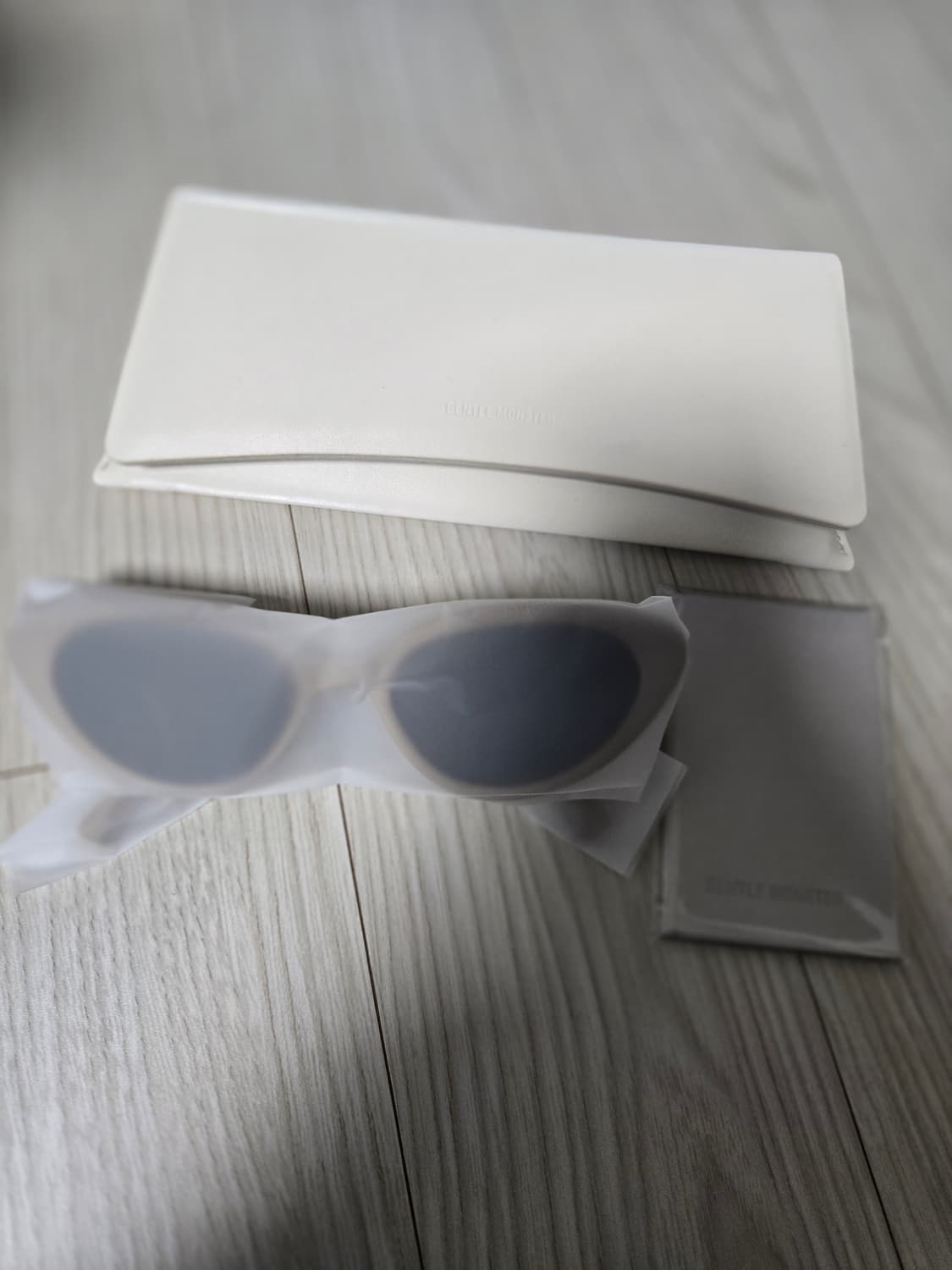 젠틀몬스터 몬드리 베이지 선글라스  상품이미지2