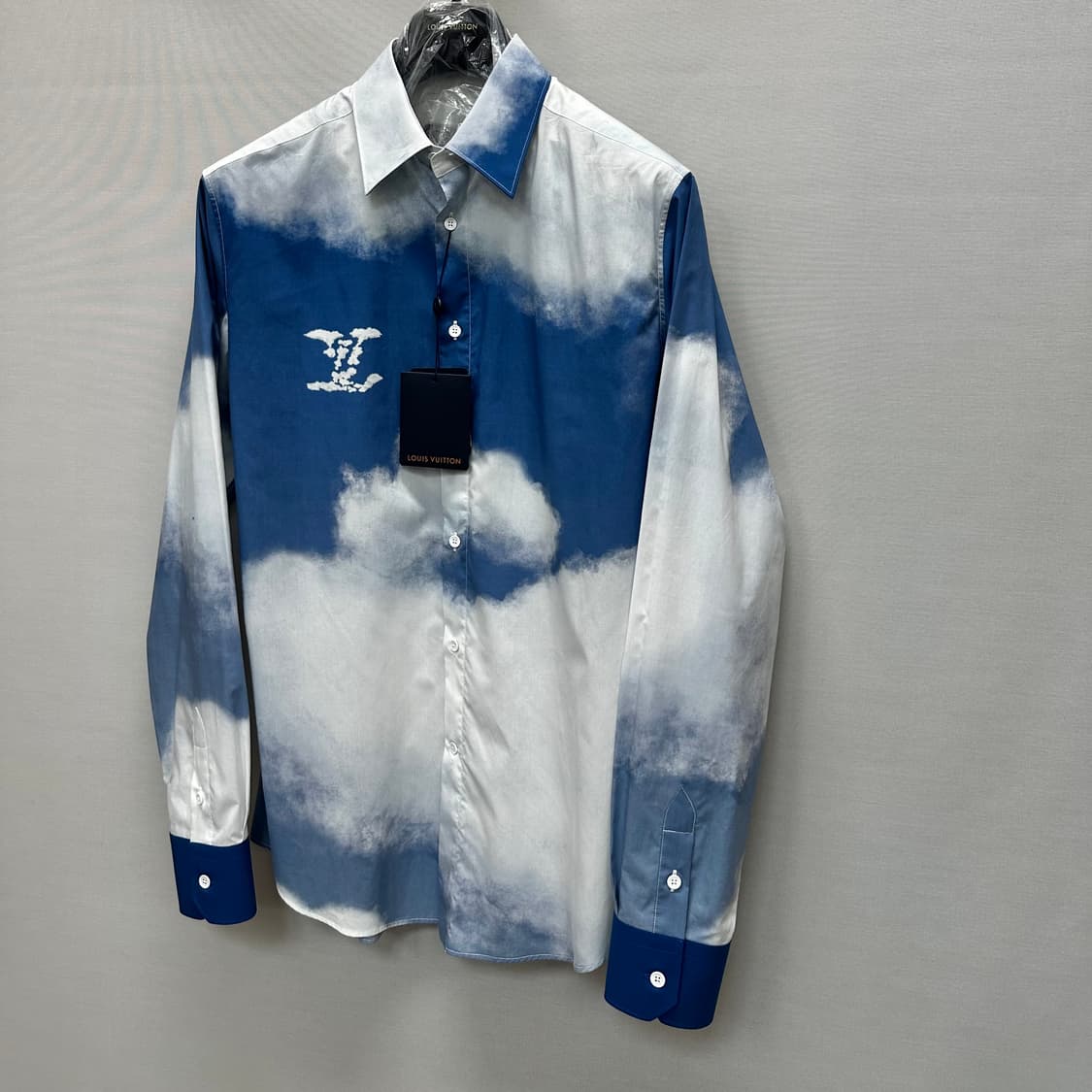 루이비통 로고 클라우드 셔츠 (100 105)  상품이미지2