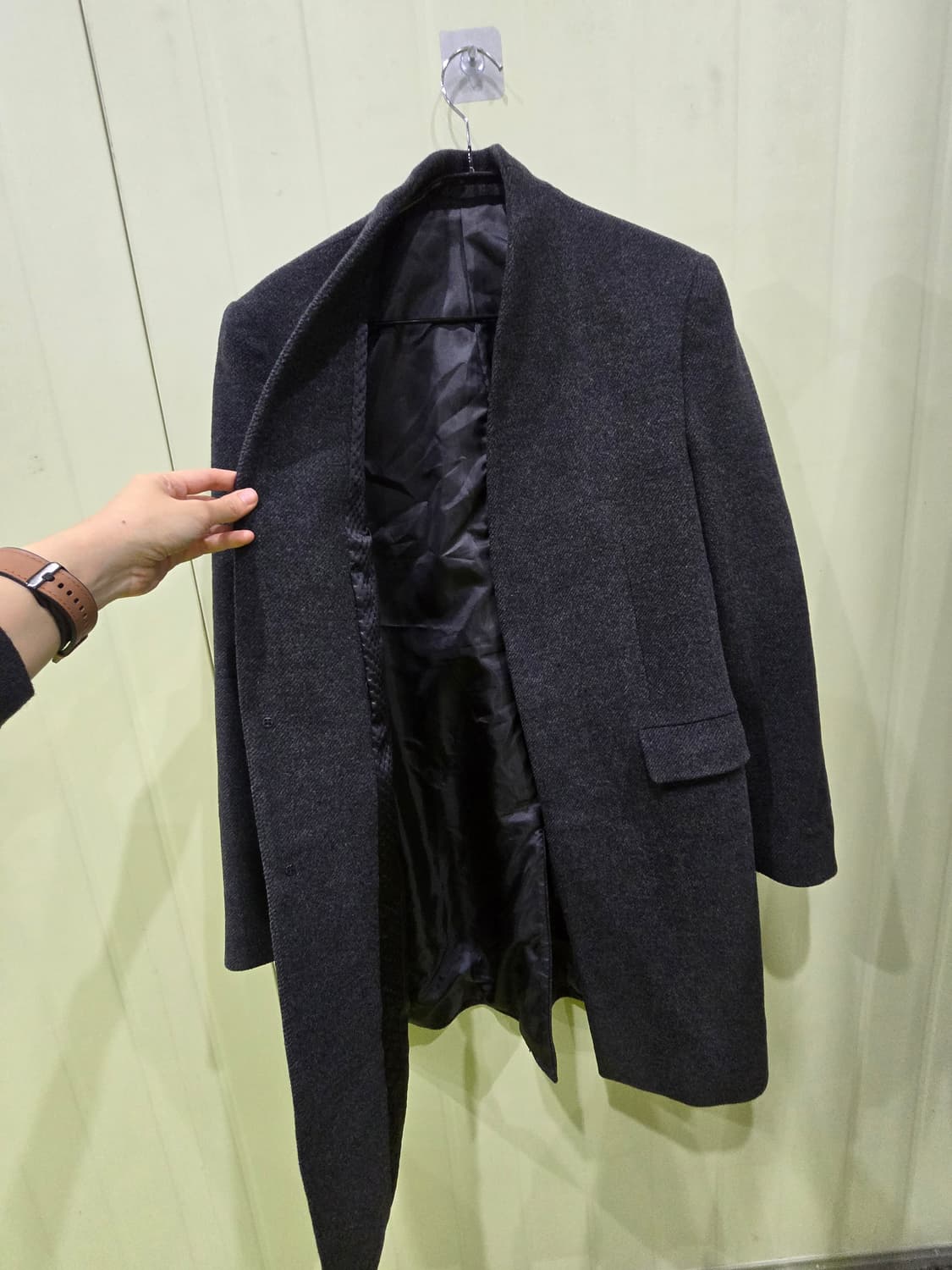 리버클래시의 감각적인 미니멀 울 코트 상품이미지6