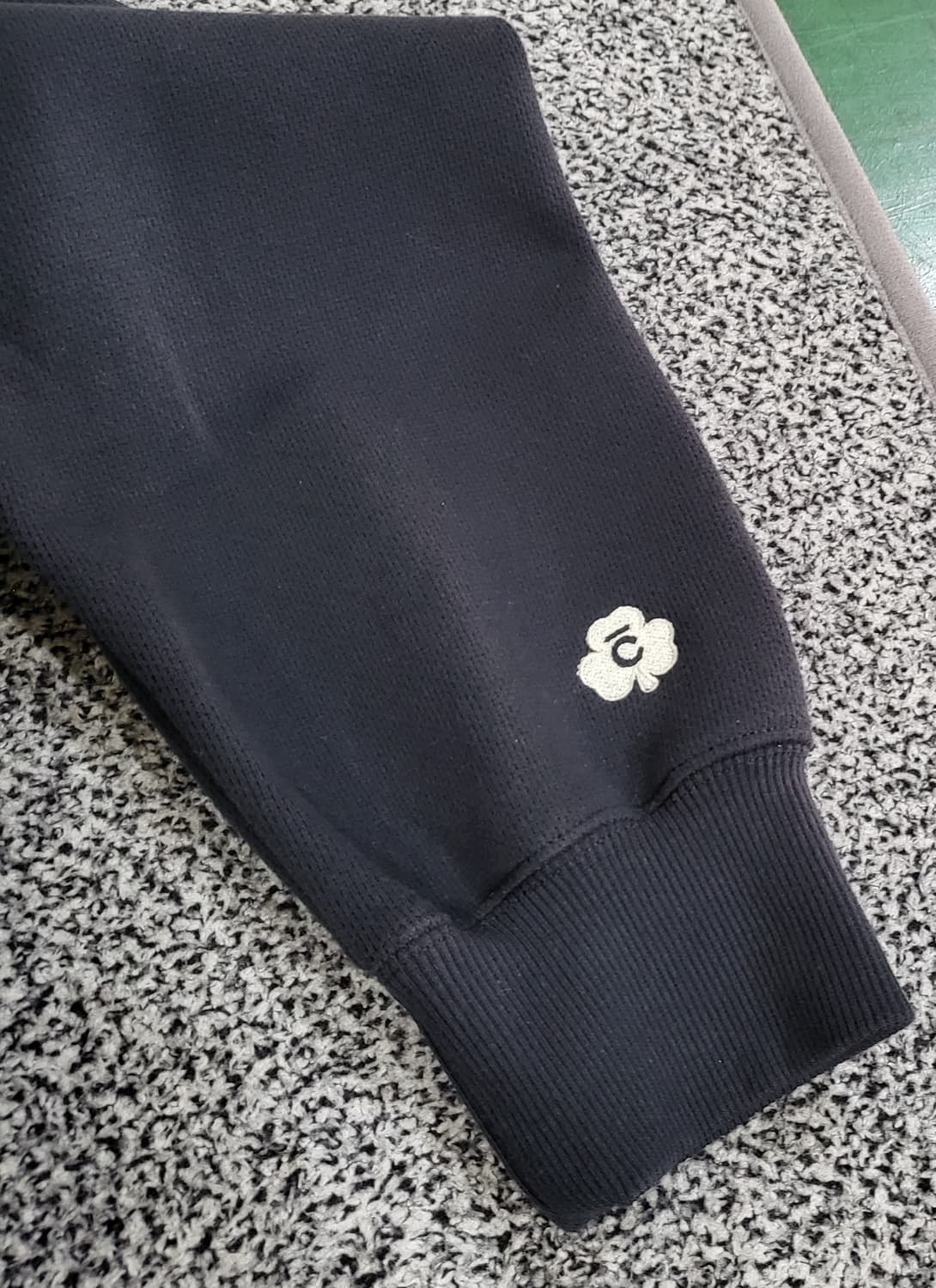 커버낫 여성 네이비 맨투맨 상품이미지4