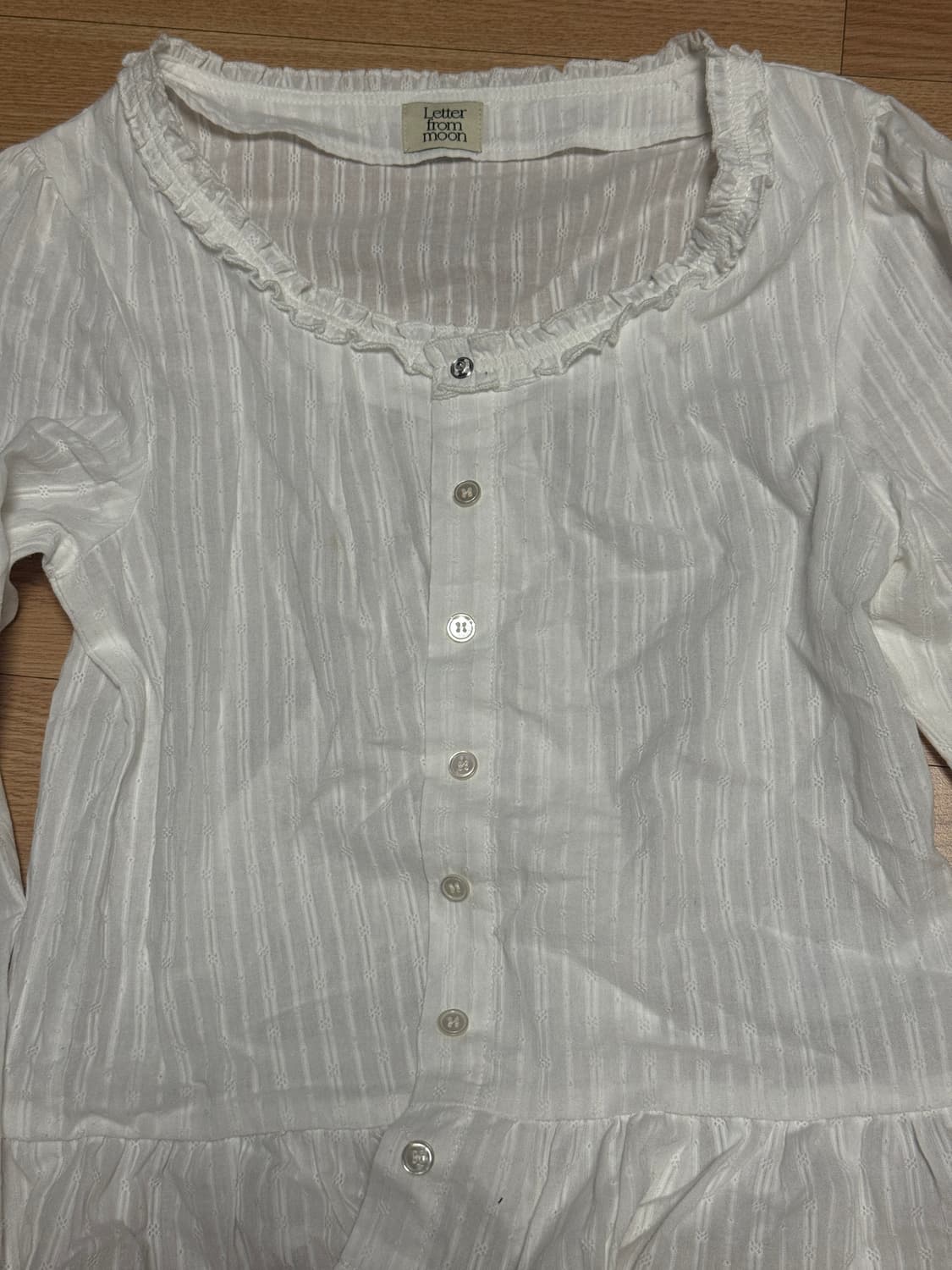 레터프롬문 블라우스 상품이미지1