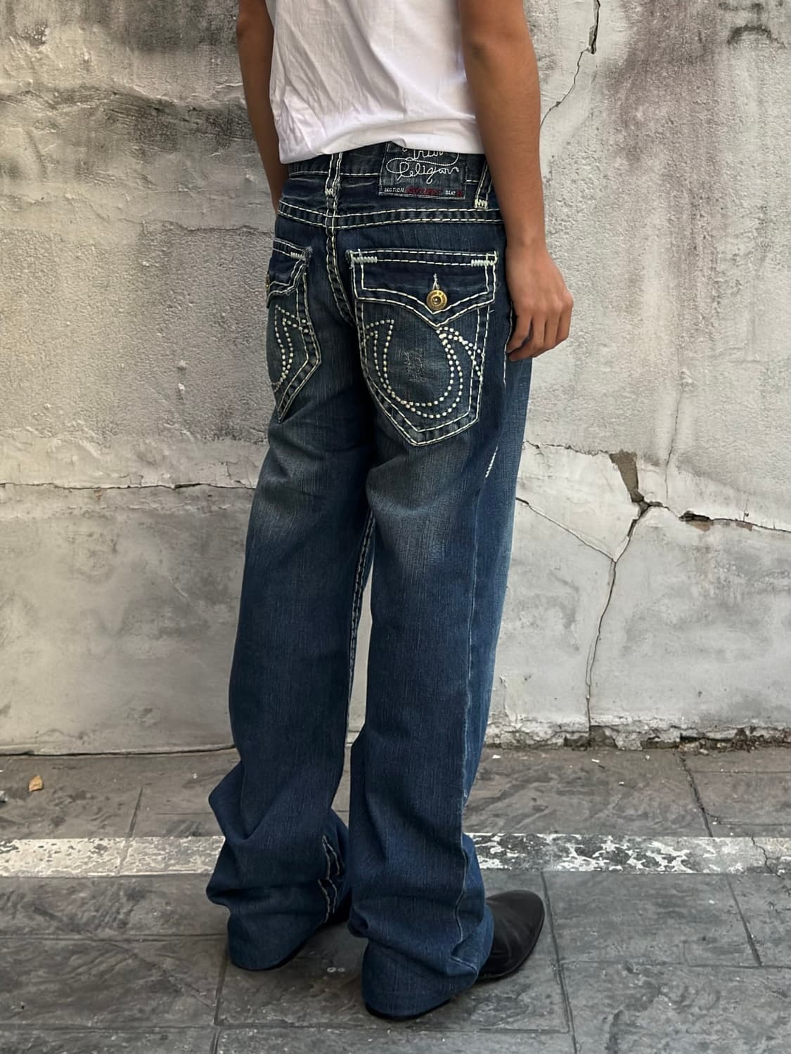 트루릴리전 조이 슈퍼 T 플레어 팬츠 상품이미지3