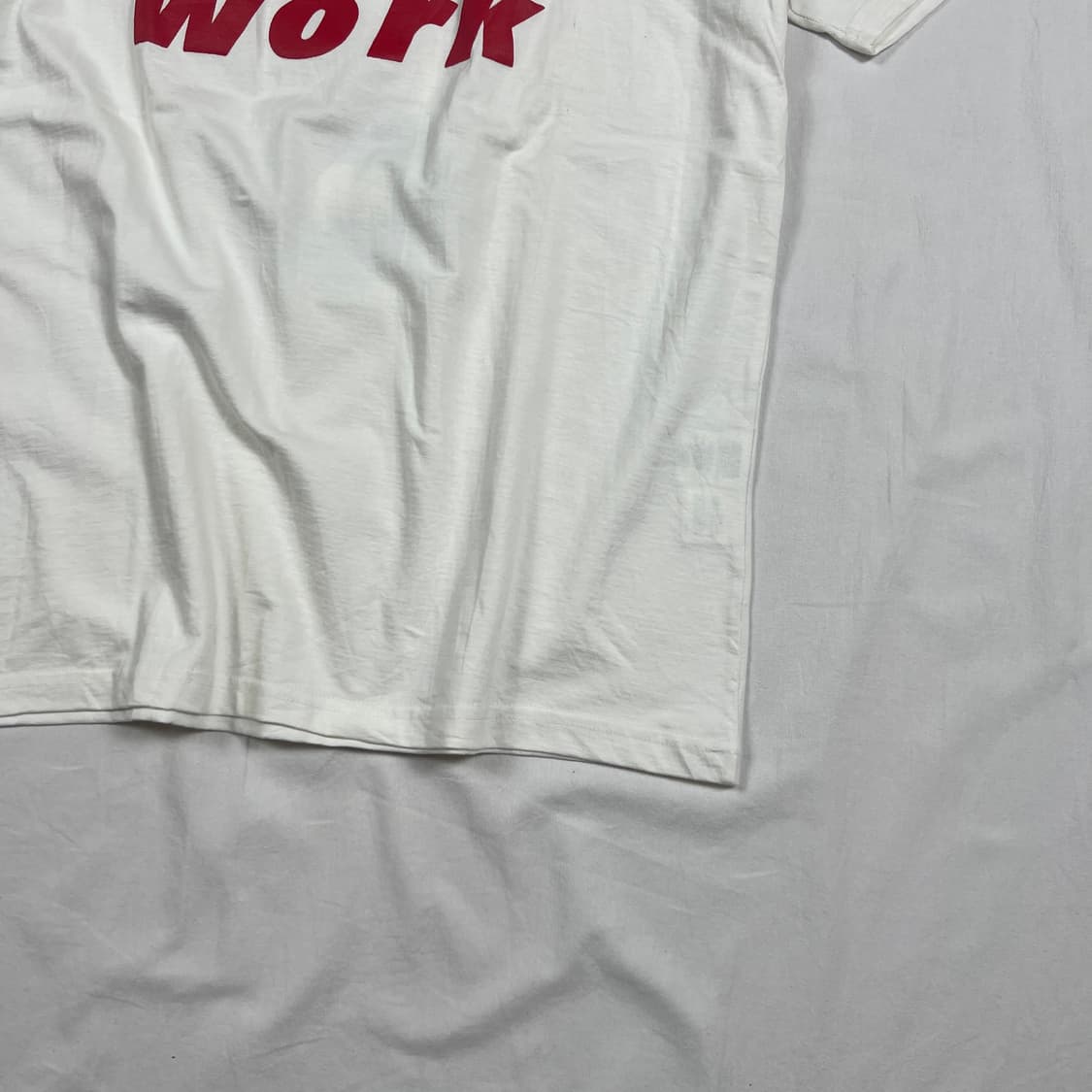 데드스탁 90‘s 디케이앤와이 dkny work 프린트 반팔티 상품이미지4