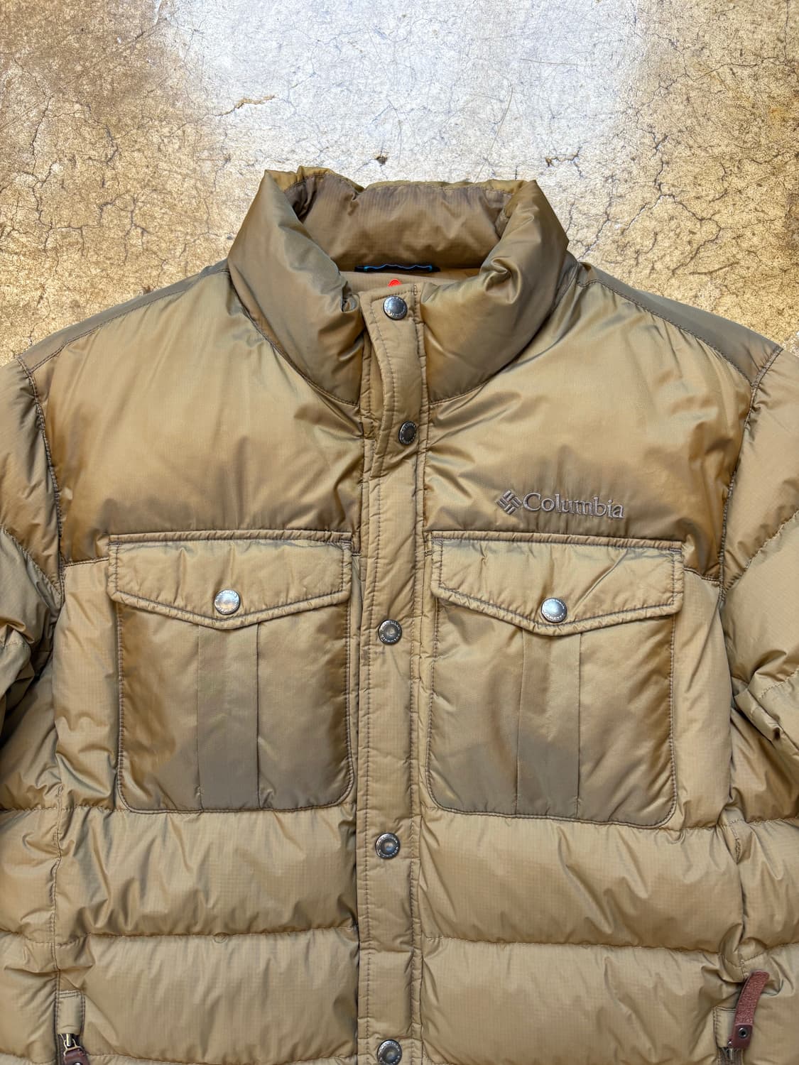 컬럼비아 구스다운 아메카지 패딩 상품이미지2