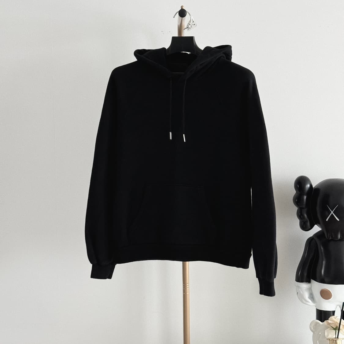 [새상품급/S] 셀린느 레터링 백로고 후드 블랙 여성 상품이미지7