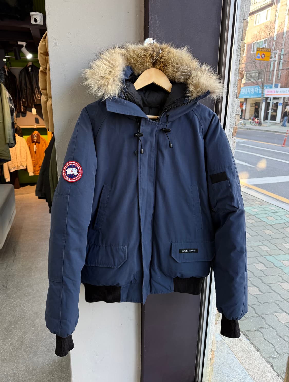 105~110/ 캐나다구스 칠리왁 다운 봄버 패딩자켓 상품이미지3