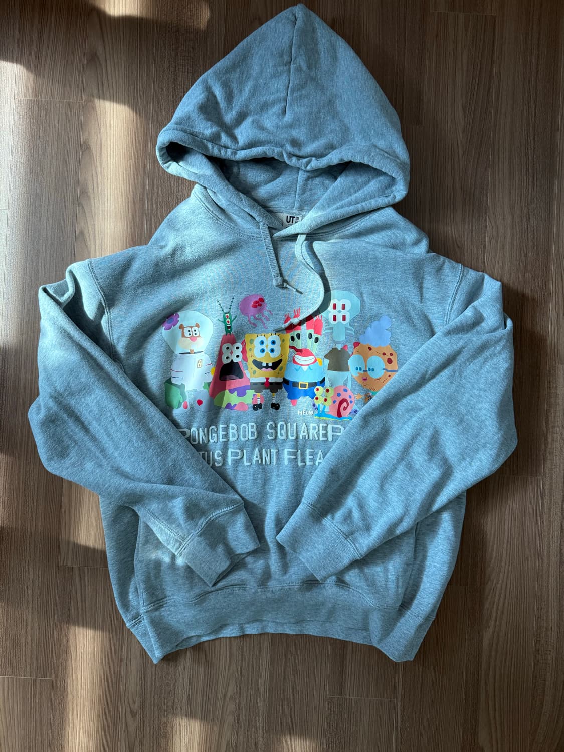 유니클로 스폰지밥 후드티 상품이미지2
