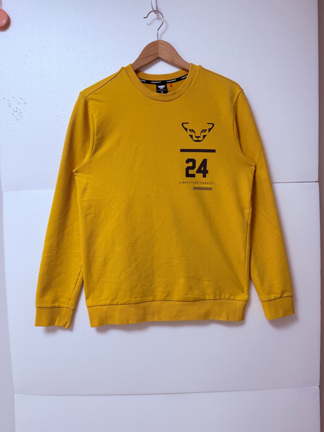 다이나핏(DYNAFIT) 머스타드 맨투맨 95 데일리 상품이미지1