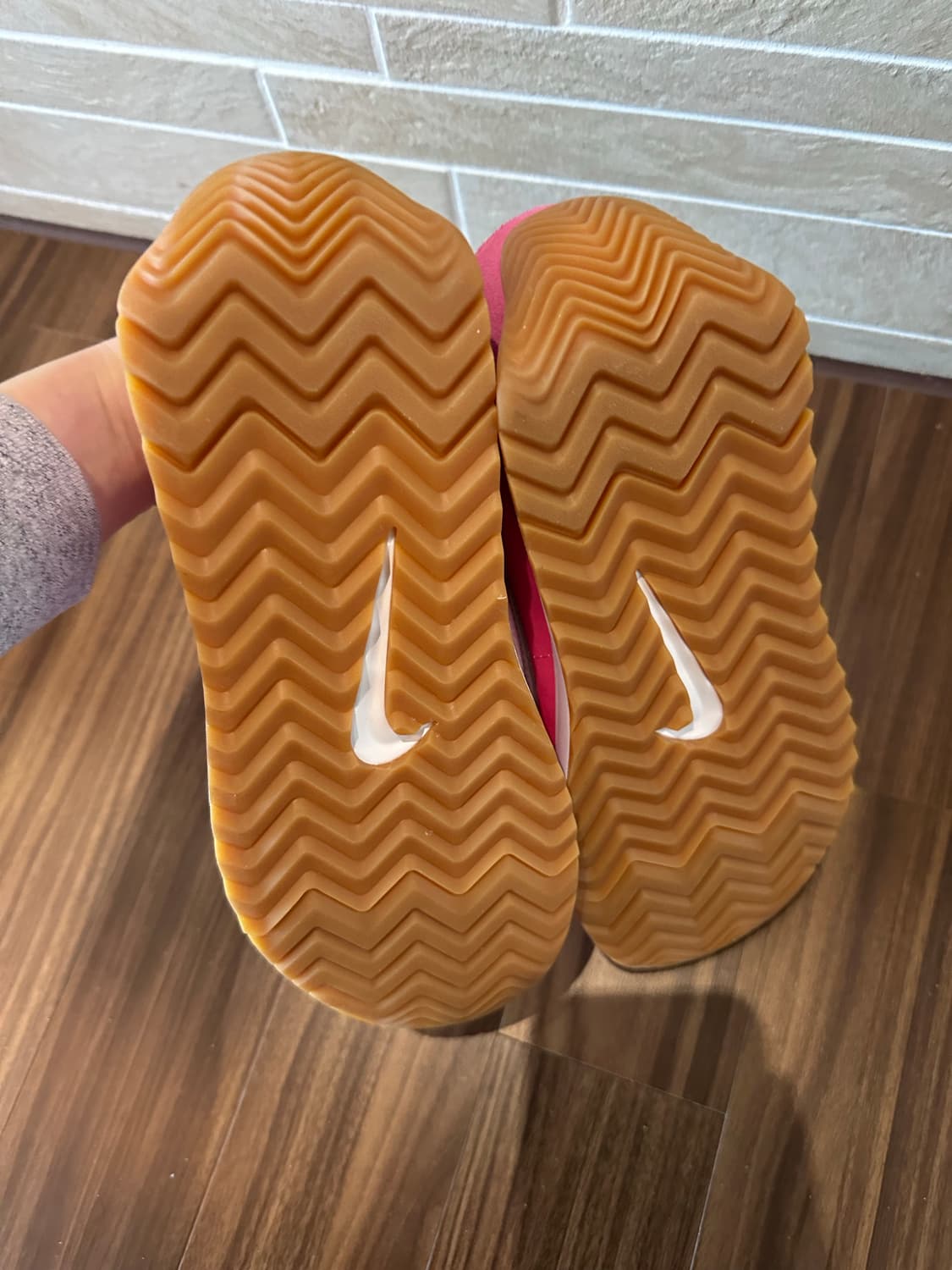 나이키 퍼시픽 핑크 운동화 250mm 상품이미지7