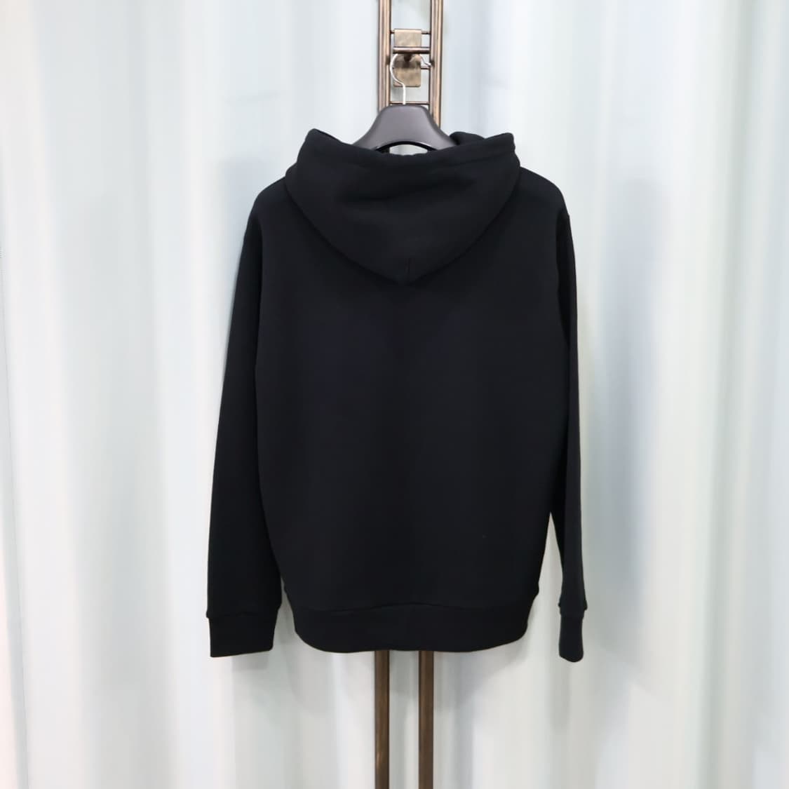 루이비통 시그니처 엠브로이더드 블랙 후드티 L/100 상품이미지6