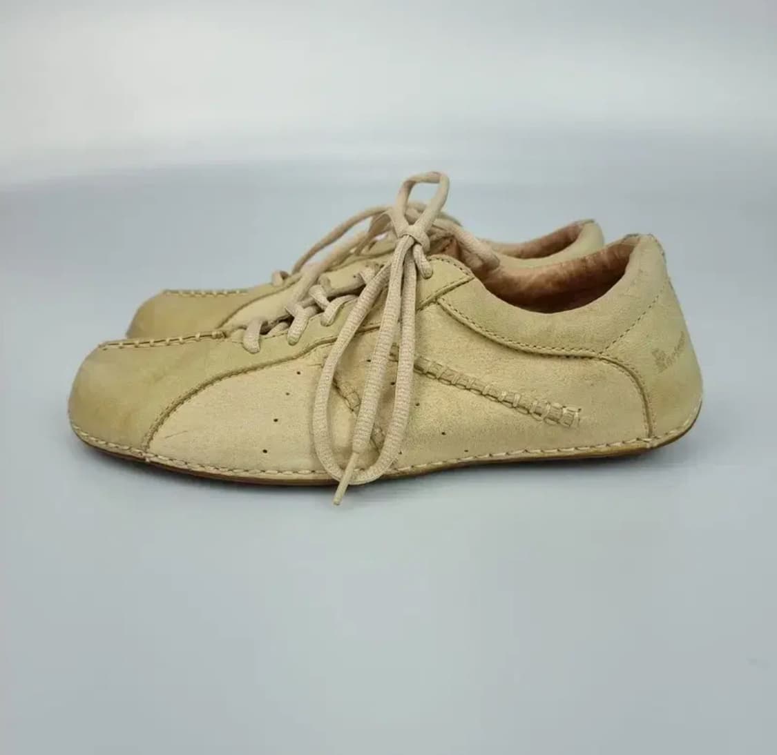 닥터마틴 스웨이드 레더 옐로우 스니커즈 신발 상품이미지3