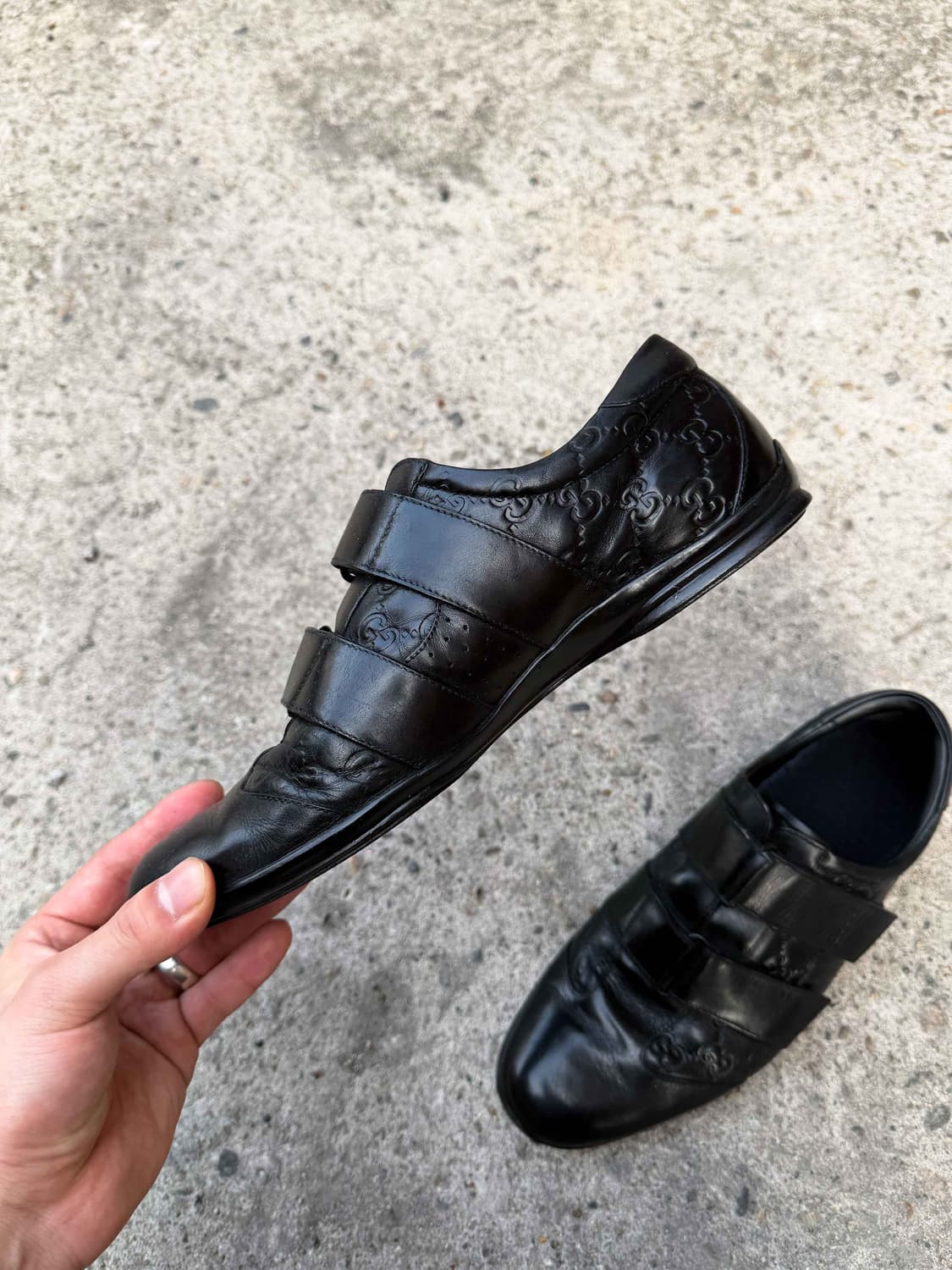 구찌 더블벨크로 스니커즈 상품이미지1