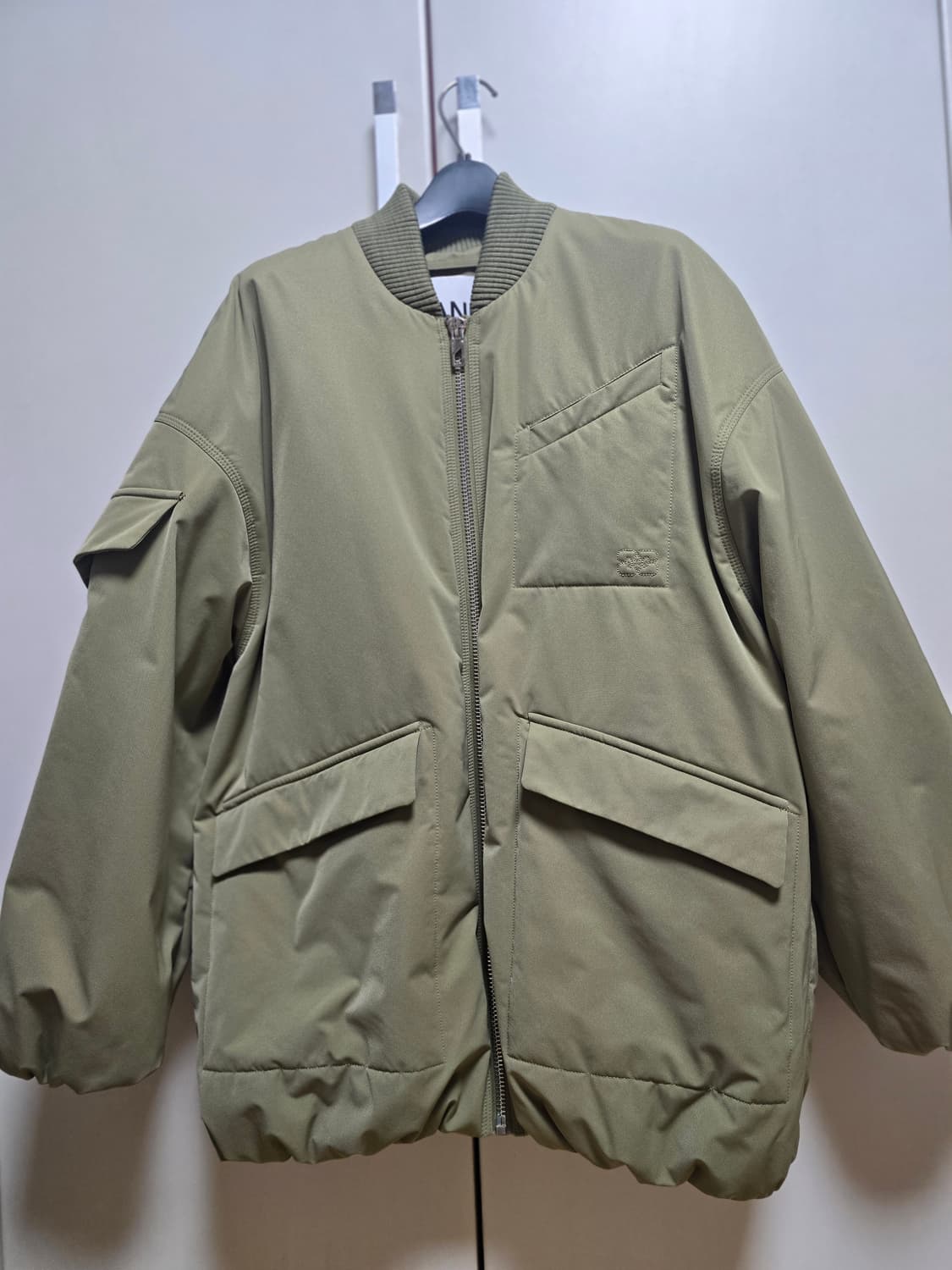 Ganni 봄버재킷 상품이미지1