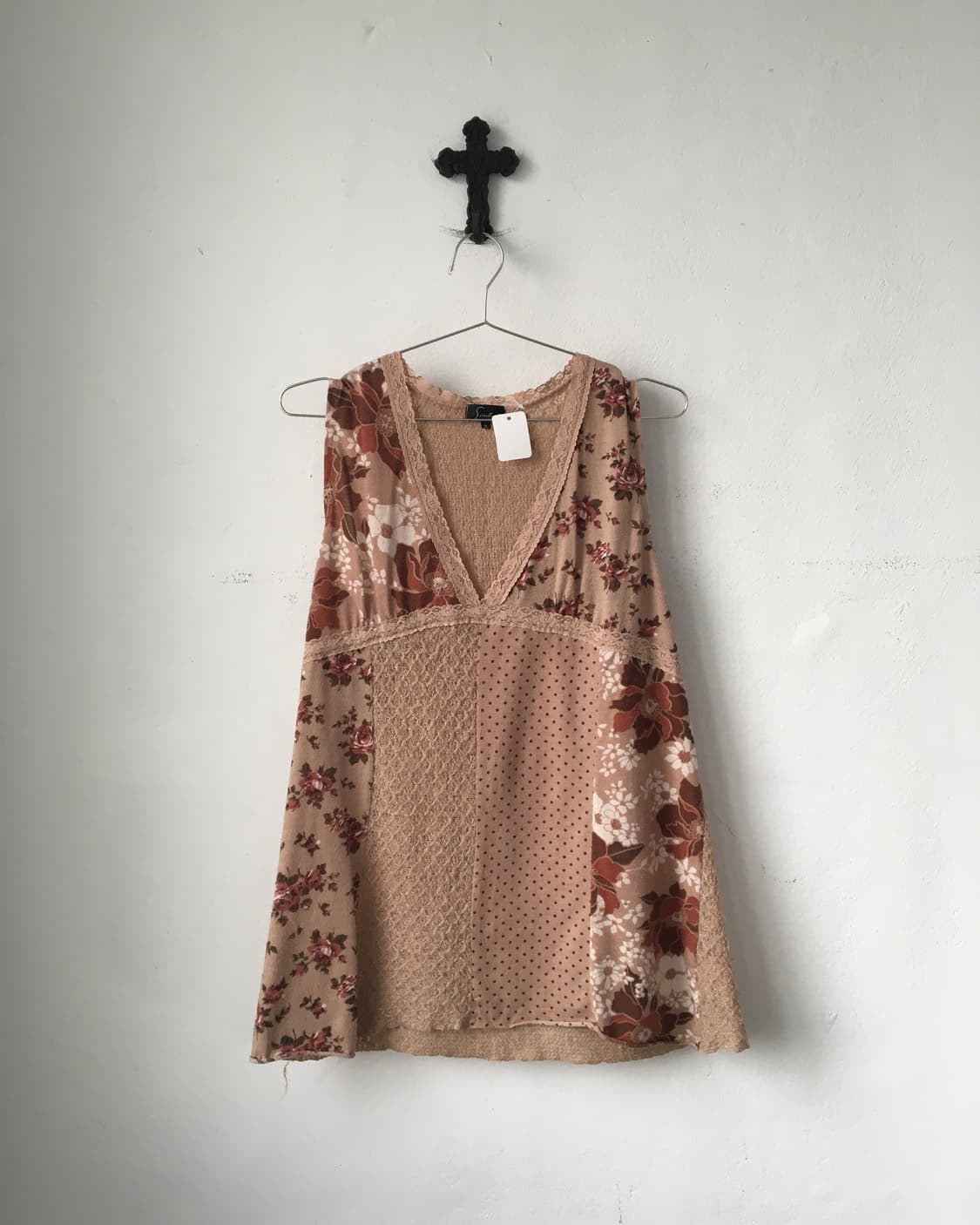 Patch point knitted  sleeveless 상품이미지2