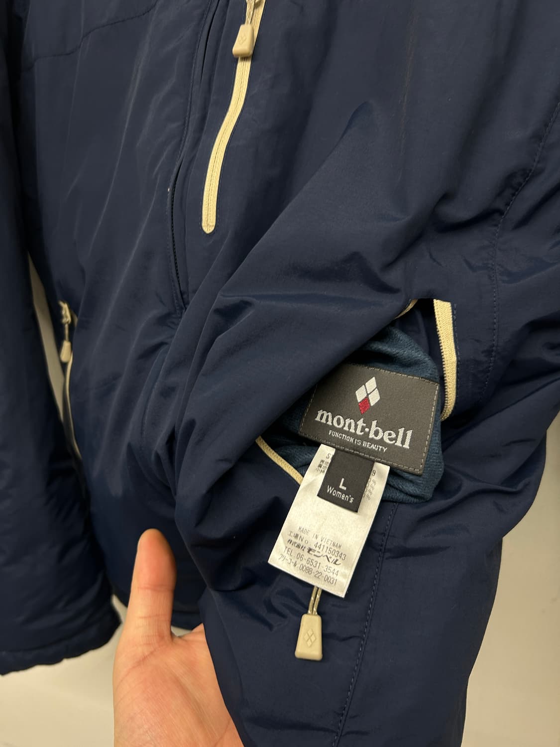 몽벨 리버시블 경량 패딩 상품이미지4