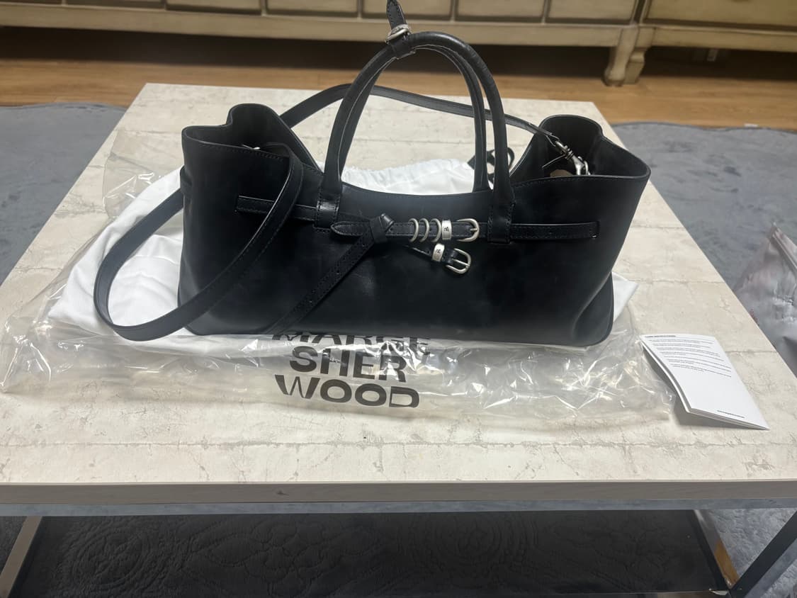 마지셔우드 GRANDMA USED BAG 네이비 신상품! 정가 398,0 상품이미지4