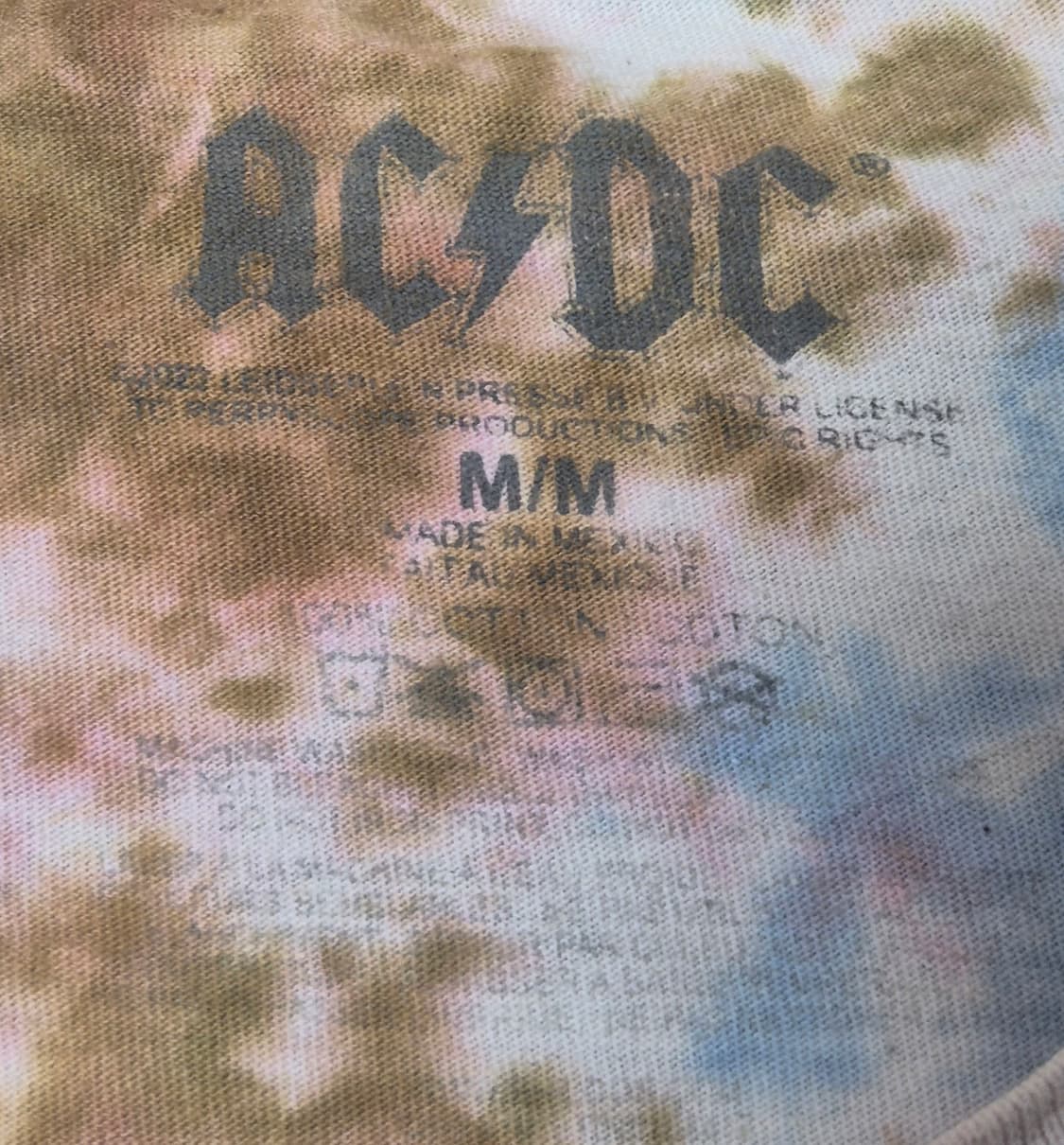 [L,실측 XL] ACDC 오피셜 티셔츠 -151 상품이미지3