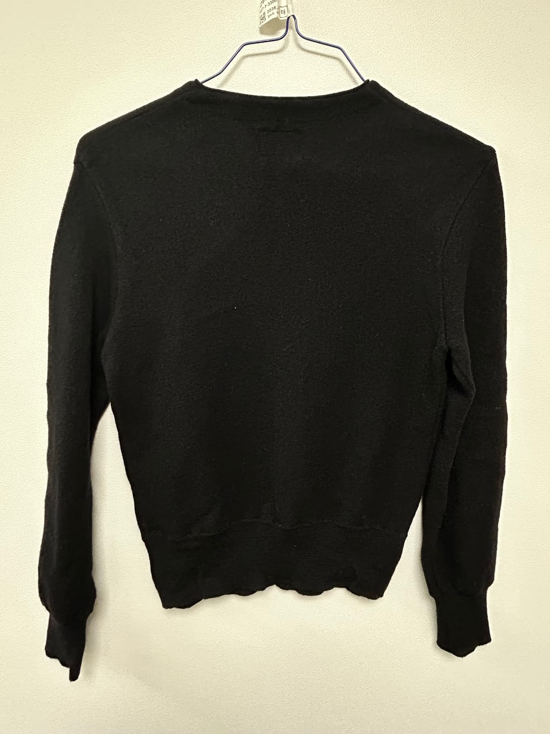 헤리티지플로스 브이넥 니트 블랙 상품이미지2