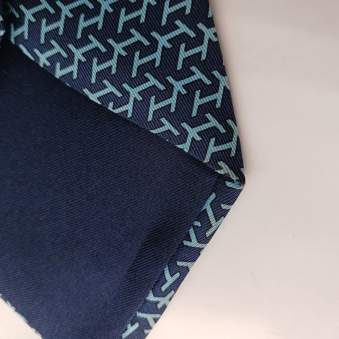 에르메스 실크 블루 H패턴 넥타이 9.4cm B등급 E752 상품이미지9