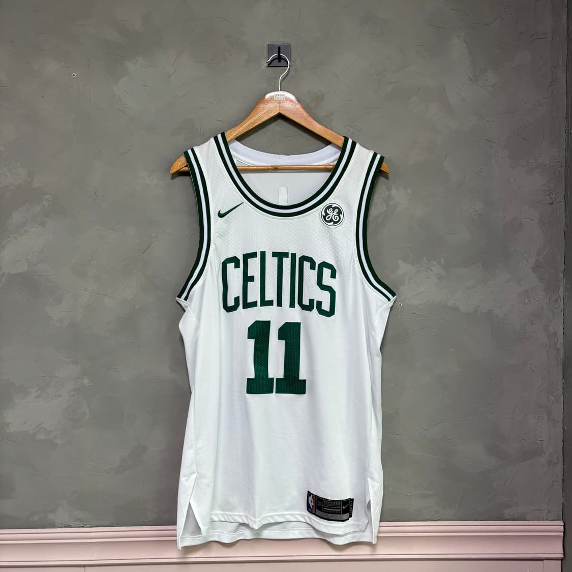 나이키 NBA 보스턴 셀틱스 카이링어빙 스윙맨 져지 반팔 상품이미지1