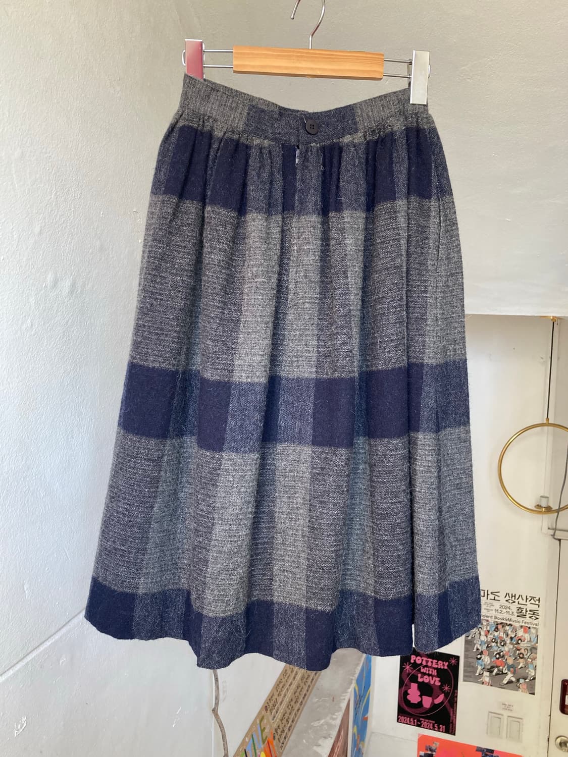 울 100% 플레어 미디 스커트 상품이미지6