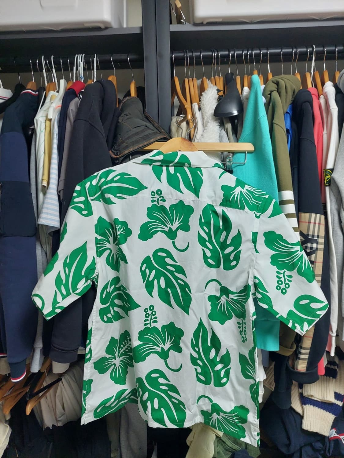 프라다 트로피칼 나뭇잎 반팔 오버 셔츠 삼각로고 M 백화점판 상품이미지8