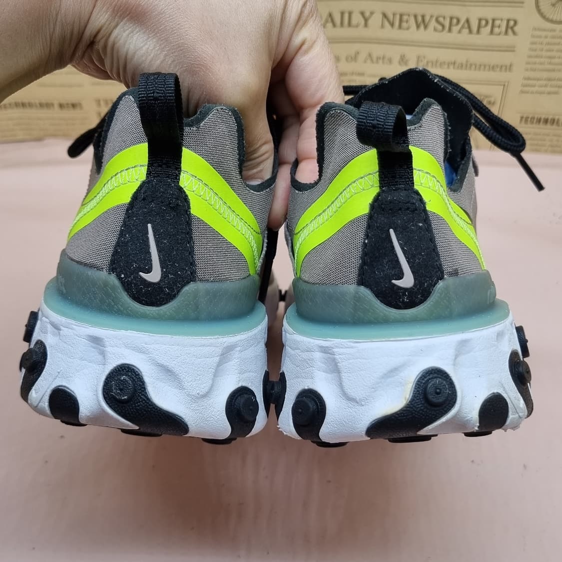 나이키 리액트 엘리먼트55 운동화 255 상품이미지4