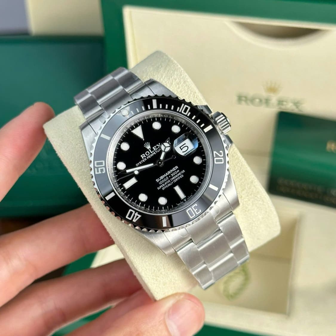 롤렉스 서브마리너 블랙 데이트 41MM 126610LN 상품이미지4