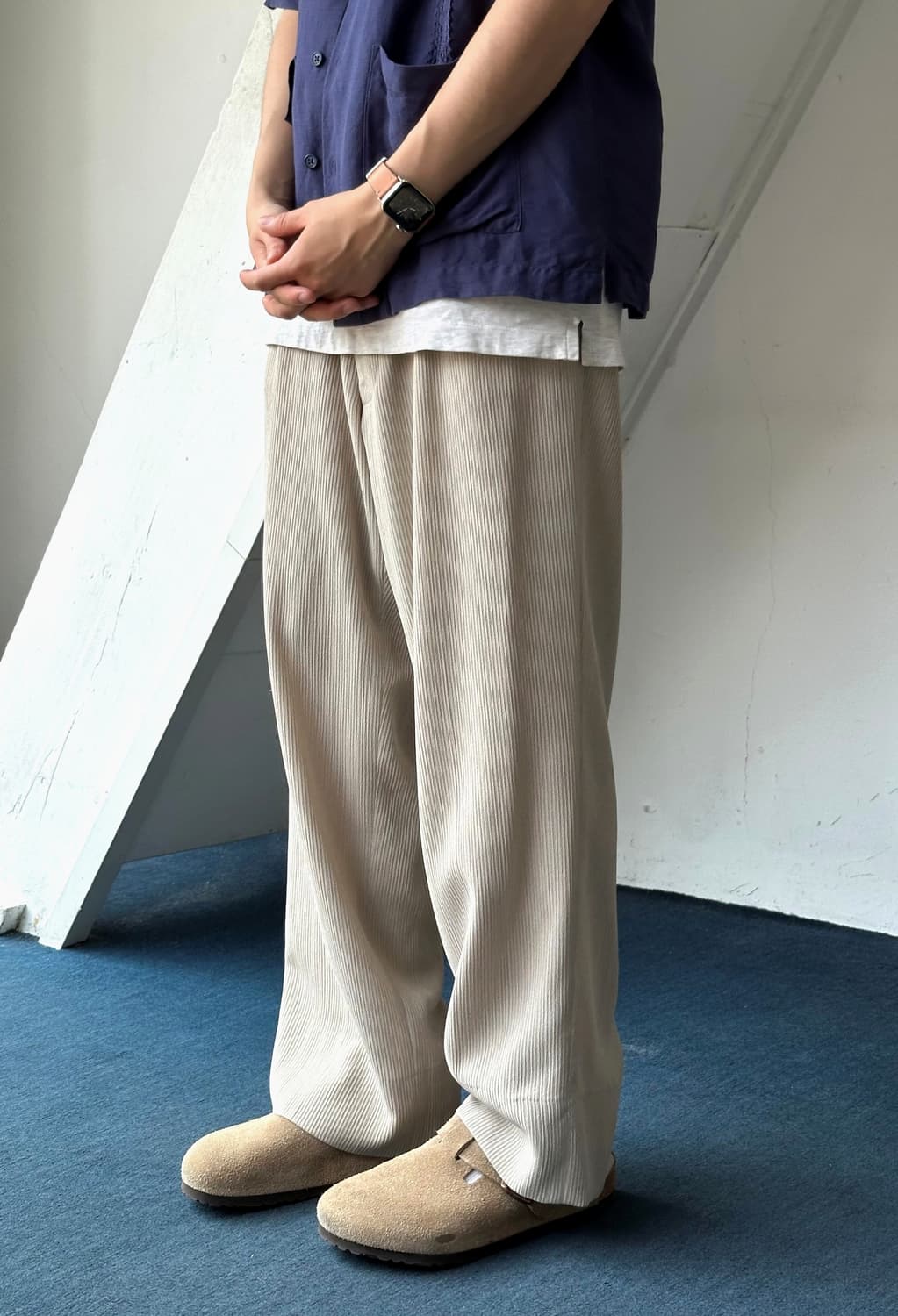 Light woven poly multi pleats trouser 상품이미지3