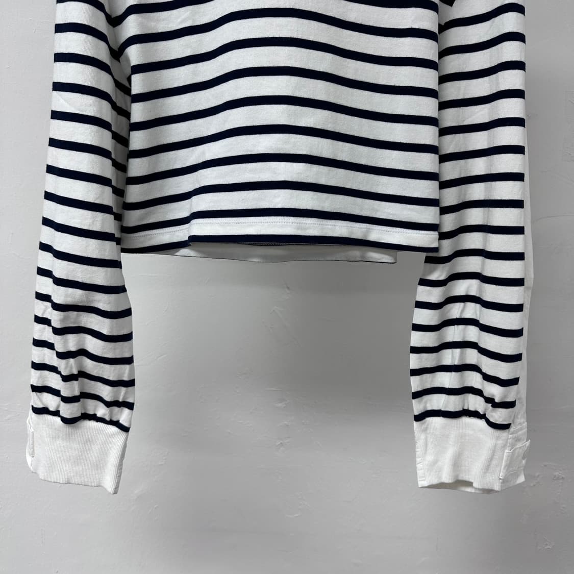 럭키마르쉐 스트라이프 크롭 긴팔 티셔츠 M사이즈 J33 상품이미지3