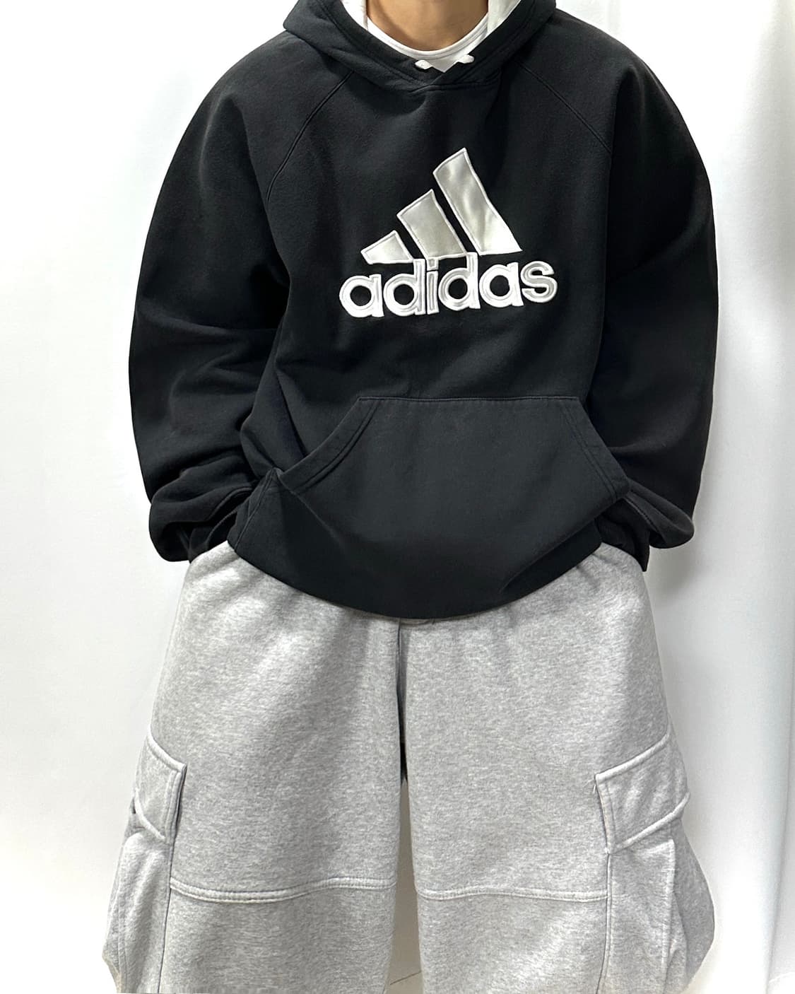 Adidas 아디다스 빅로고 오버핏 후드티 상품이미지1