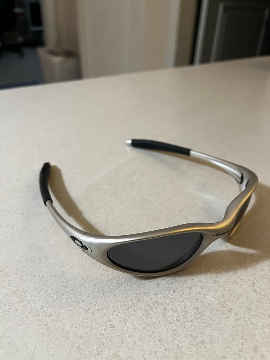 오클리 미뉴트 1.0 gen2 상품이미지2