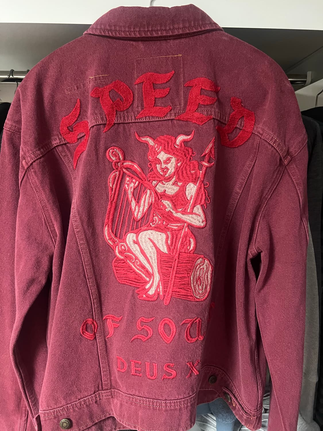 데우스 엑스 마키나 시시피언 자켓 와인 상품이미지1