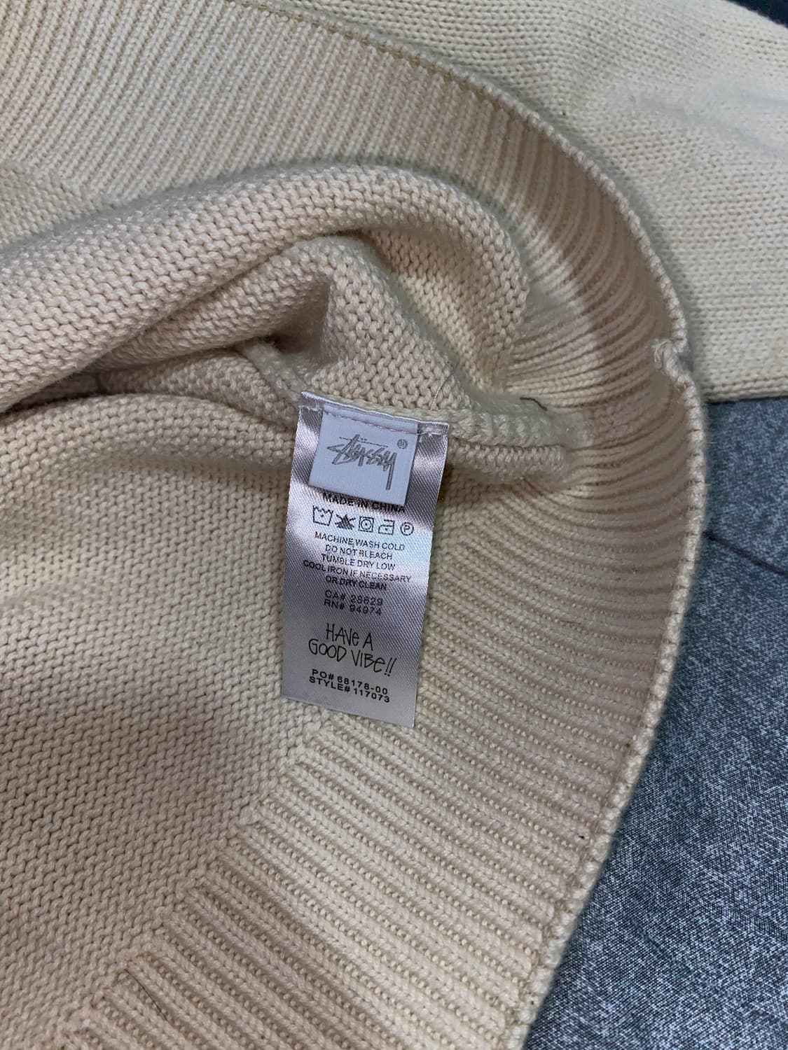 스투시 니트 스웨터 상품이미지3