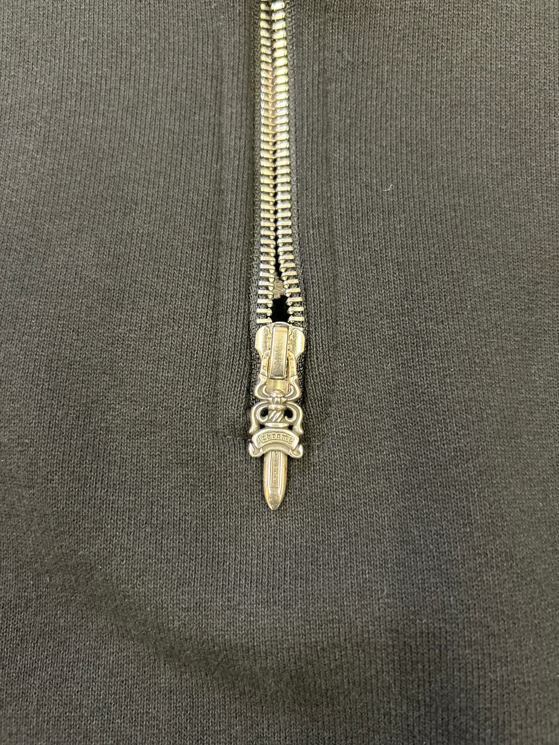 크롬하츠 세메터리 하프집업 상품이미지2