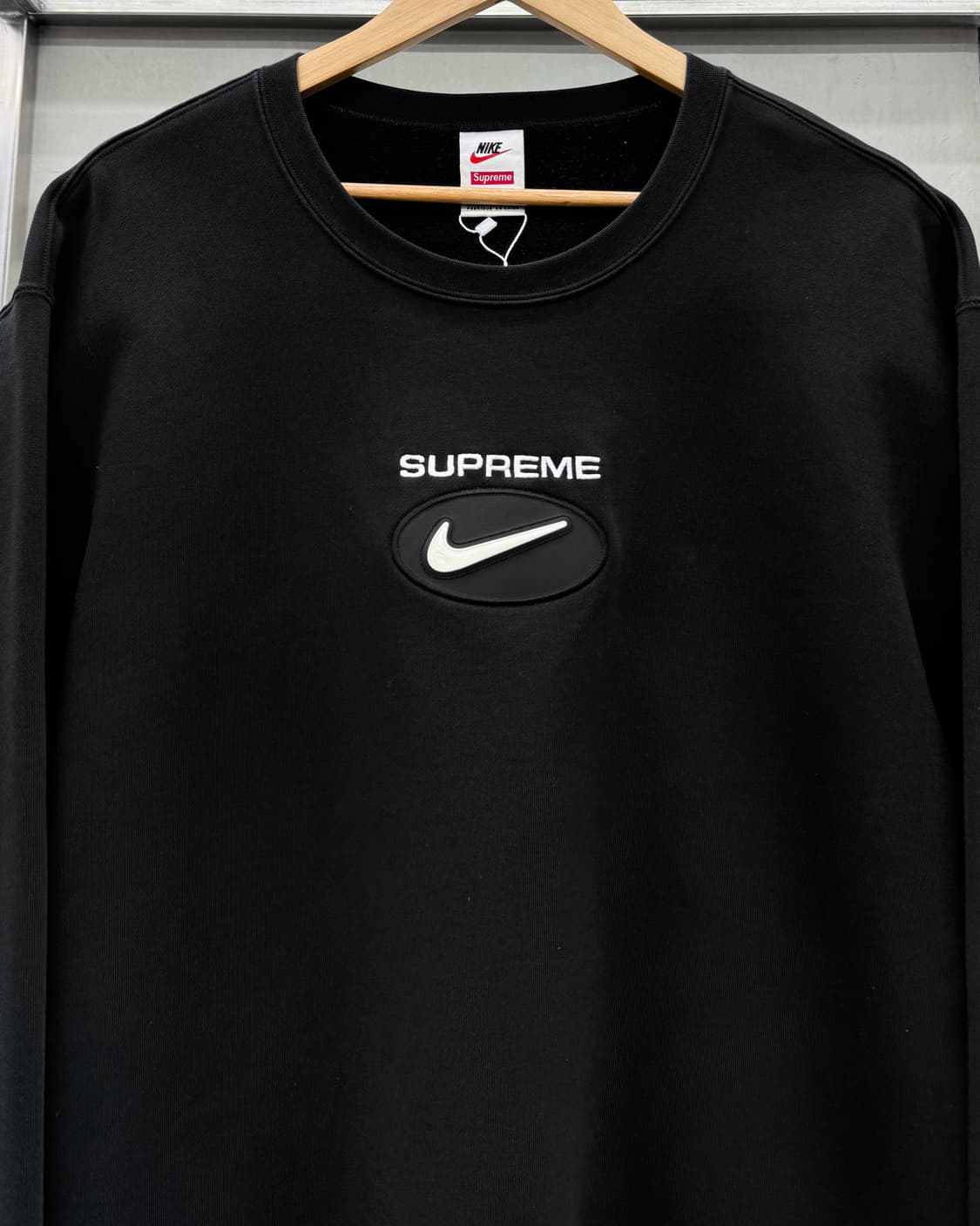 슈프림 x 나이키 쥬얼 크루넥 스웻 맨투맨 블랙 상품이미지3