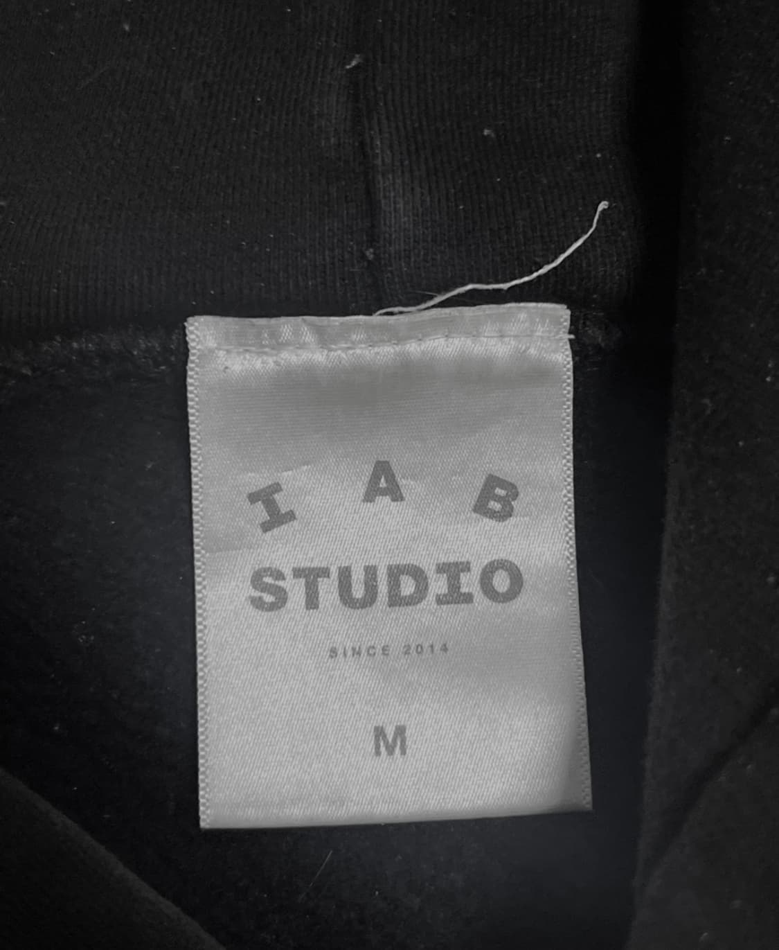 아이앱 스튜디오 블랙 M 후드티 상품이미지4