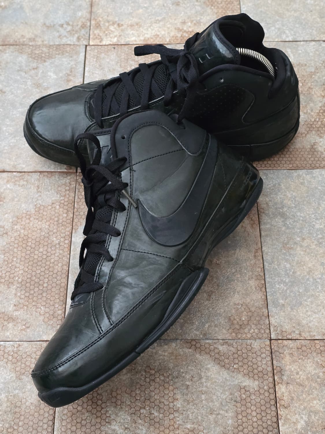 (285)나이키 빈티지 줌 허슬 블랙 페이턴트  상품이미지3